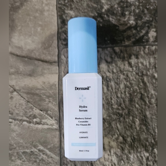 Dermasil Hydra Serum 1.7fl Oz BNIB - Picture 1 of 2